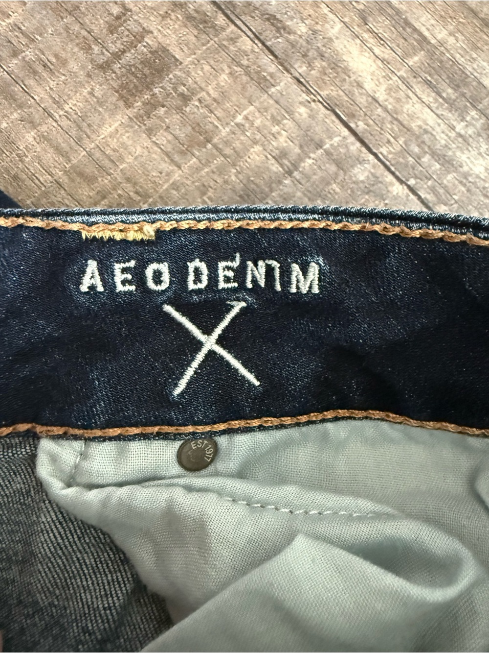 American Eagle Outfitters Dark Blue Faded Skinny Jeans AEO Denim Size 6 - Picture 8 of 12
